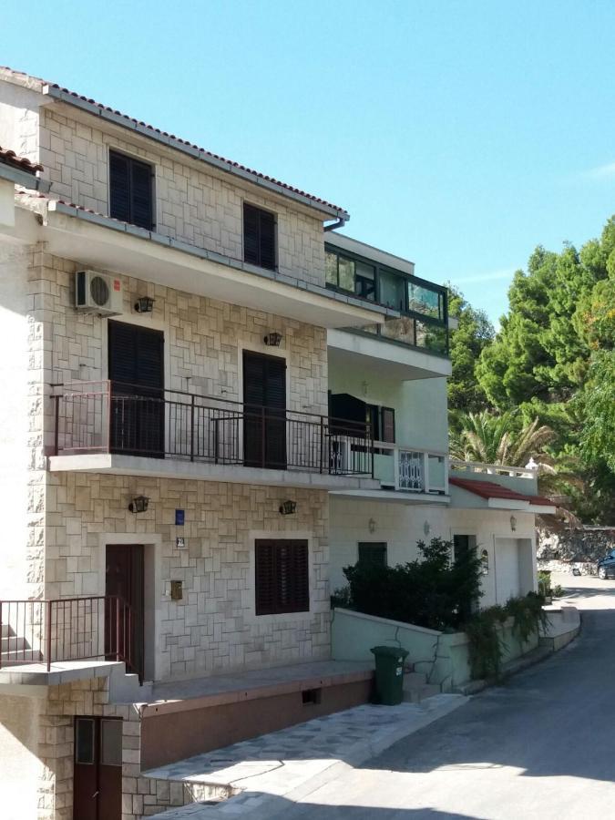 Appartement Dvokrevetna Soba S Balkonom I Kuhinjom 1 à Podgora Extérieur photo