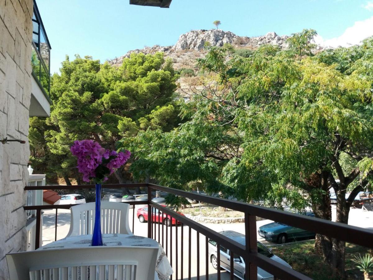 Appartement Dvokrevetna Soba S Balkonom I Kuhinjom 1 à Podgora Extérieur photo